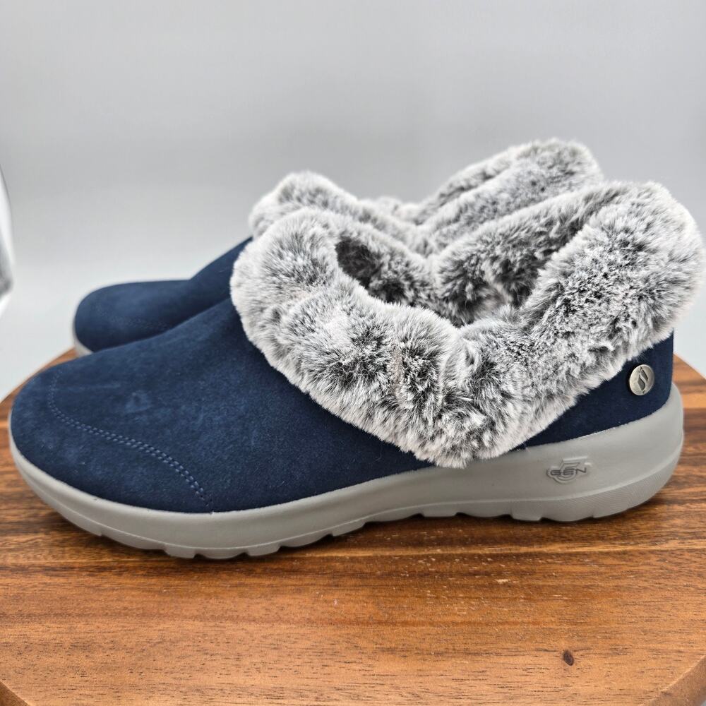 Skechers Go Walk Lounge Shoes Womens 10 Wide Navy Faux Fur Lined Comfort Shoes - Picture 3 of 8